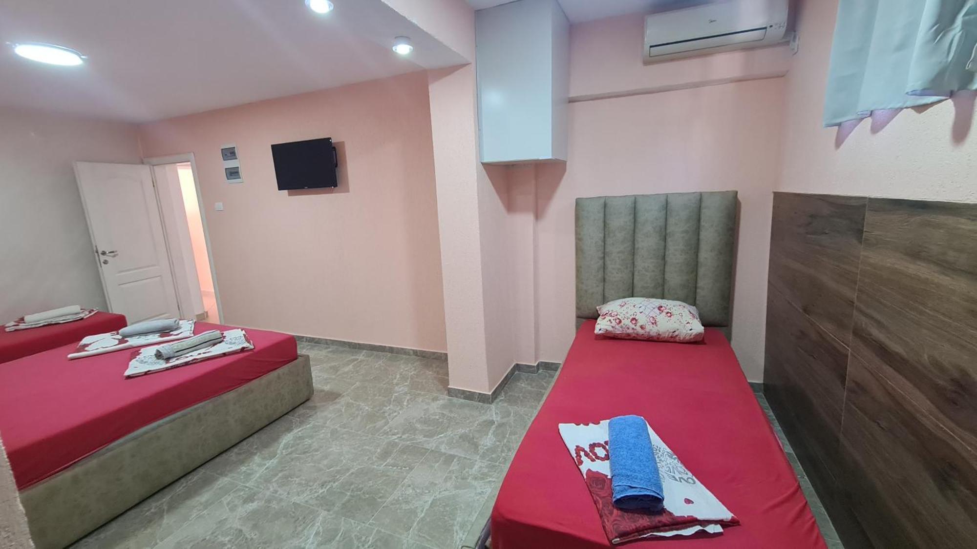 Apartments Bulatovic Бар Экстерьер фото